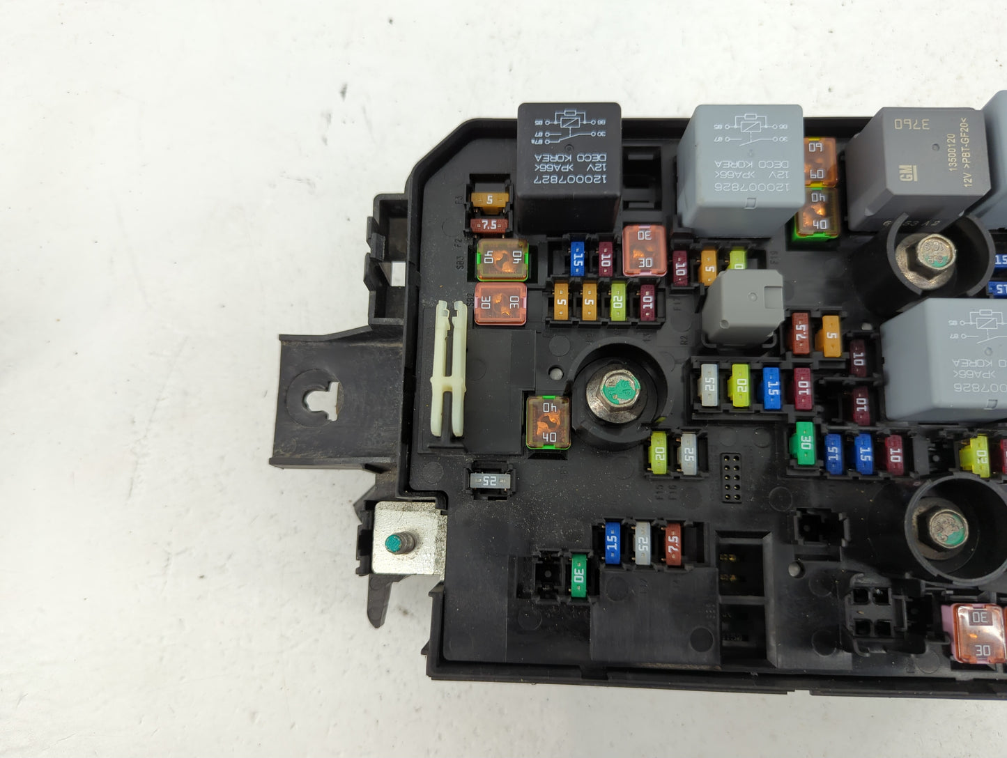 2018-2020 Buick Encore Fusebox Fuse Box Panel Relay Module P/N:42397194 Fits Fits 2018 2019 2020 OEM Used Auto Parts - Oemus