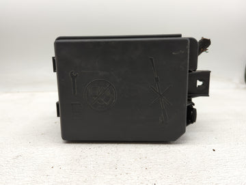 2018-2020 Buick Encore Fusebox Fuse Box Panel Relay Module P/N:42588100 Fits Fits 2018 2019 2020 OEM Used Auto Parts - Oemus