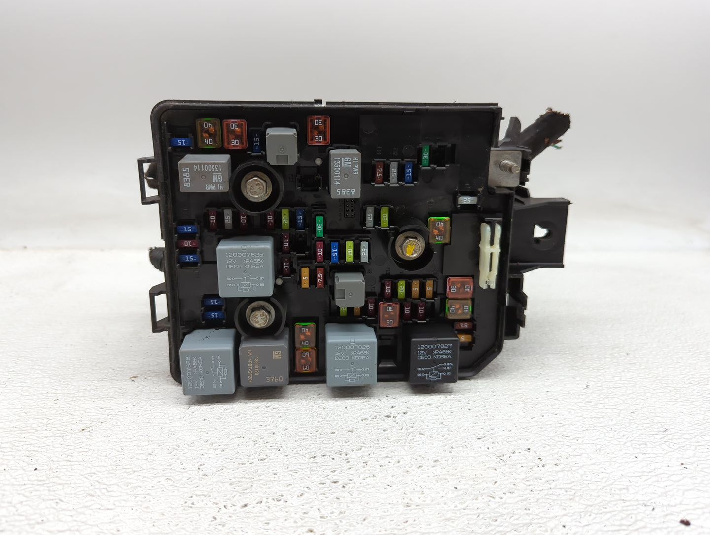 2018-2020 Buick Encore Fusebox Fuse Box Panel Relay Module P/N:42588100 Fits Fits 2018 2019 2020 OEM Used Auto Parts - Oemus