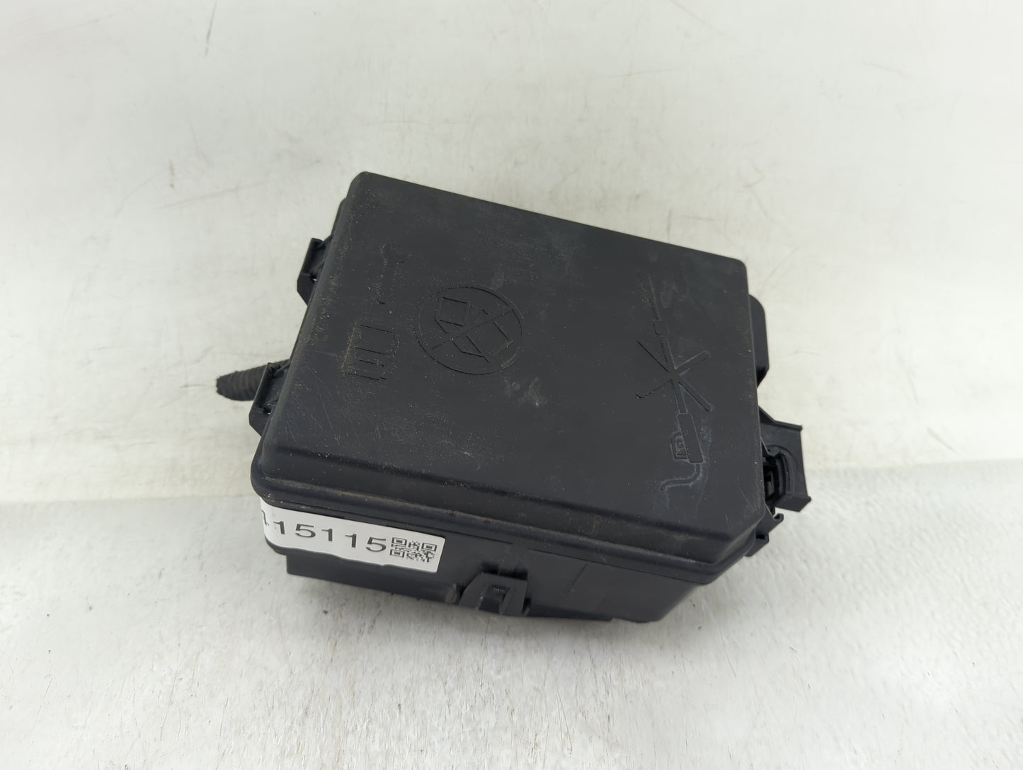 2018-2020 Buick Encore Fusebox Fuse Box Panel Relay Module P/N:42588098 Fits Fits 2018 2019 2020 OEM Used Auto Parts - Oemus