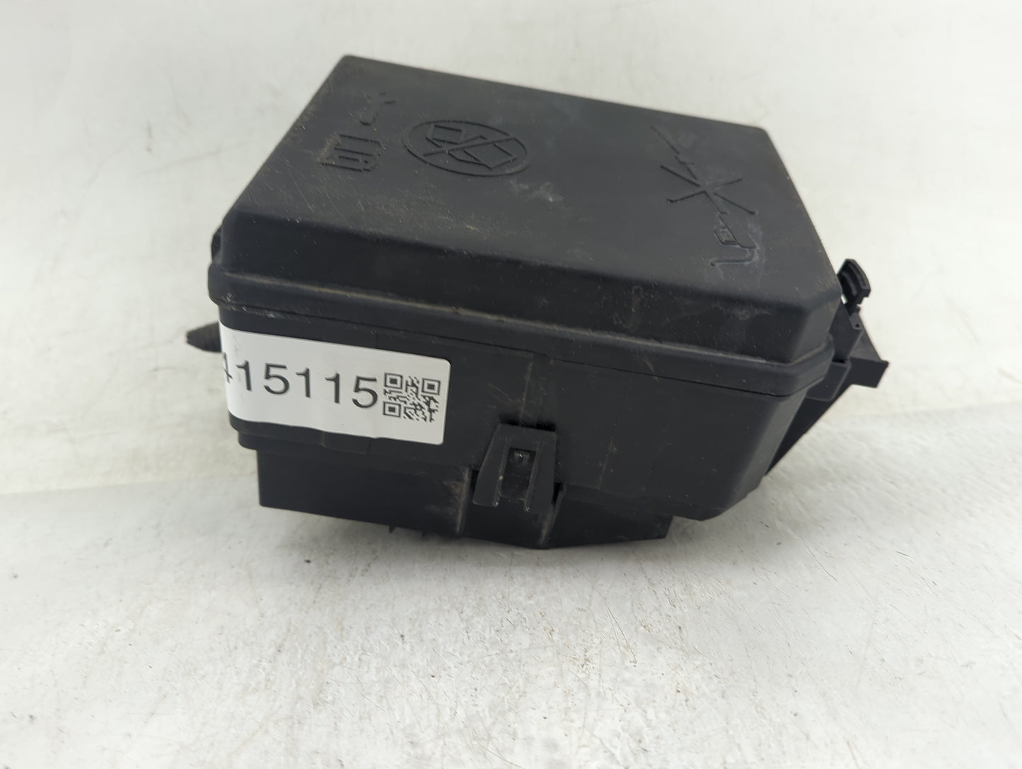 2018-2020 Buick Encore Fusebox Fuse Box Panel Relay Module P/N:42588098 Fits Fits 2018 2019 2020 OEM Used Auto Parts - Oemus