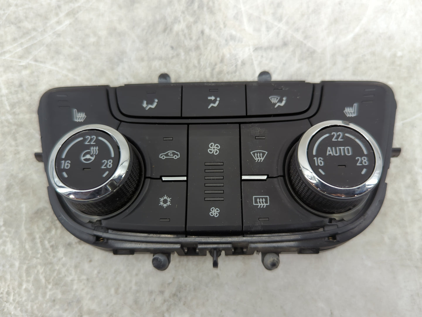 2017-2020 Buick Encore Climate Control Module Temperature AC/Heater Replacement P/N:39081560 A2C1134970001 Fits OEM Used Aut