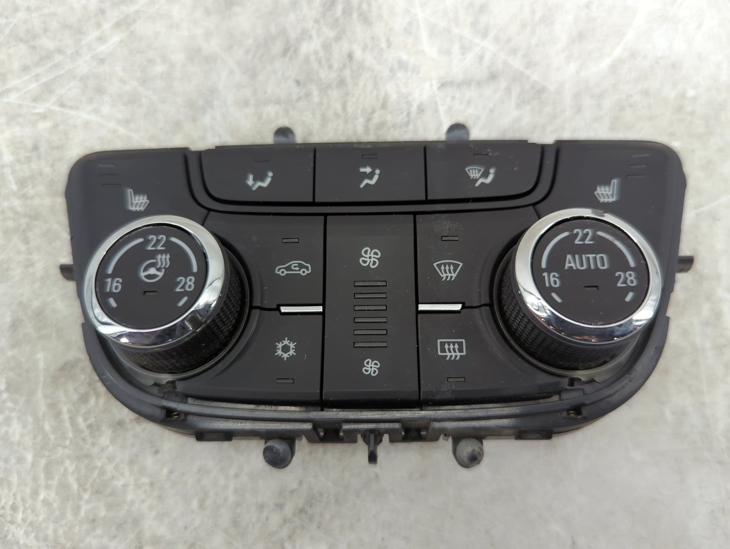 2017-2020 Buick Encore Climate Control Module Temperature AC/Heater Replacement P/N:39081560 A2C1134970001 Fits OEM Used Aut