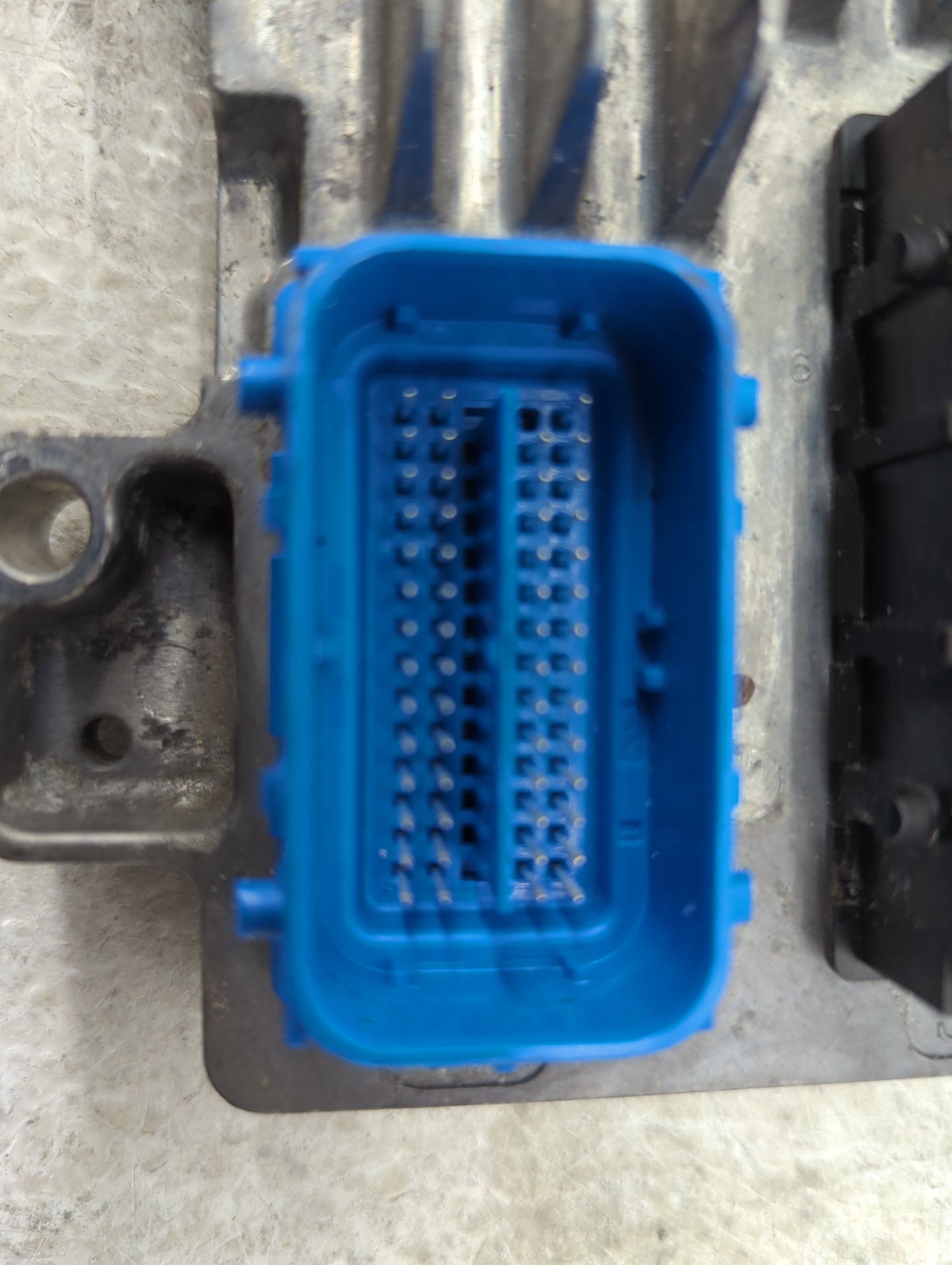 2017-2021 Buick Encore PCM Engine Control Computer ECU ECM PCU OEM P/N:12685776 12668986 Fits Fits 2017 2018 2019 2020 2021 