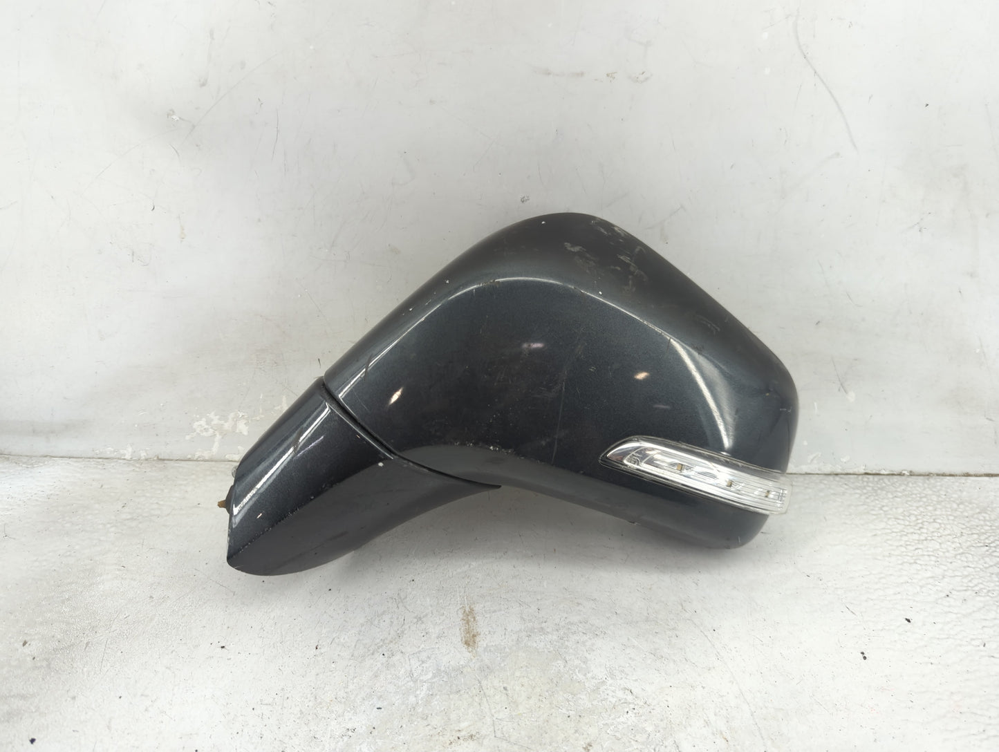 2017-2020 Buick Encore Driver Side View Mirror - Left Door Mirror OEM Used - Oemusedautoparts1.com
