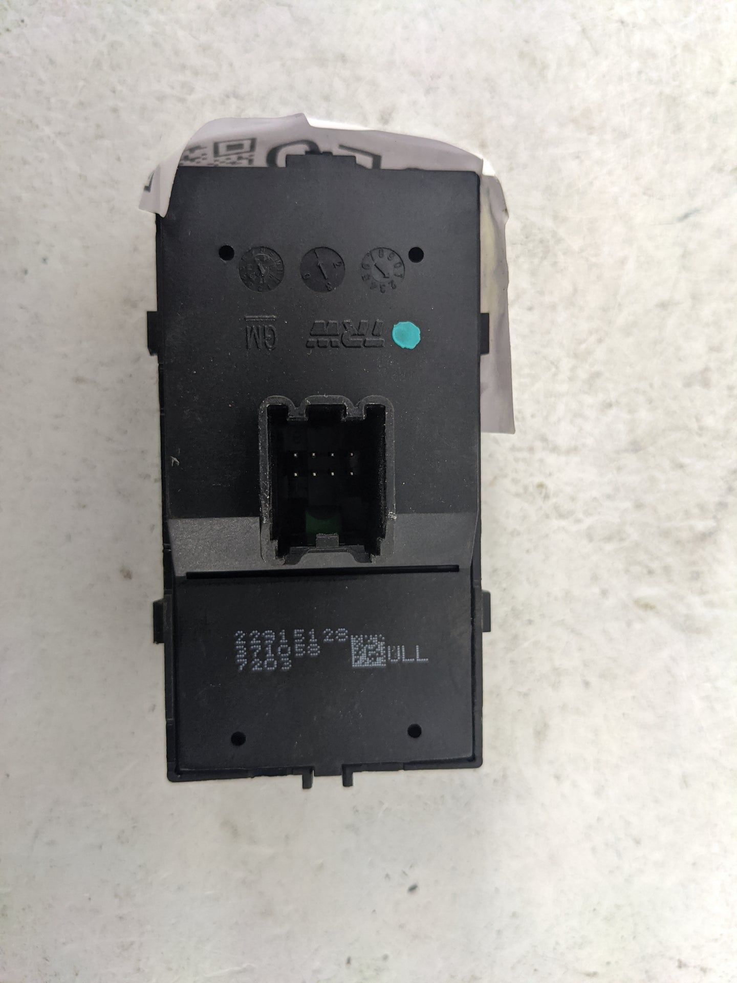 2017-2020 Buick Encore Master Power Window Switch Replacement Driver Side Left P/N:22915128 Fits Fits 2017 2018 2019 2020 OE