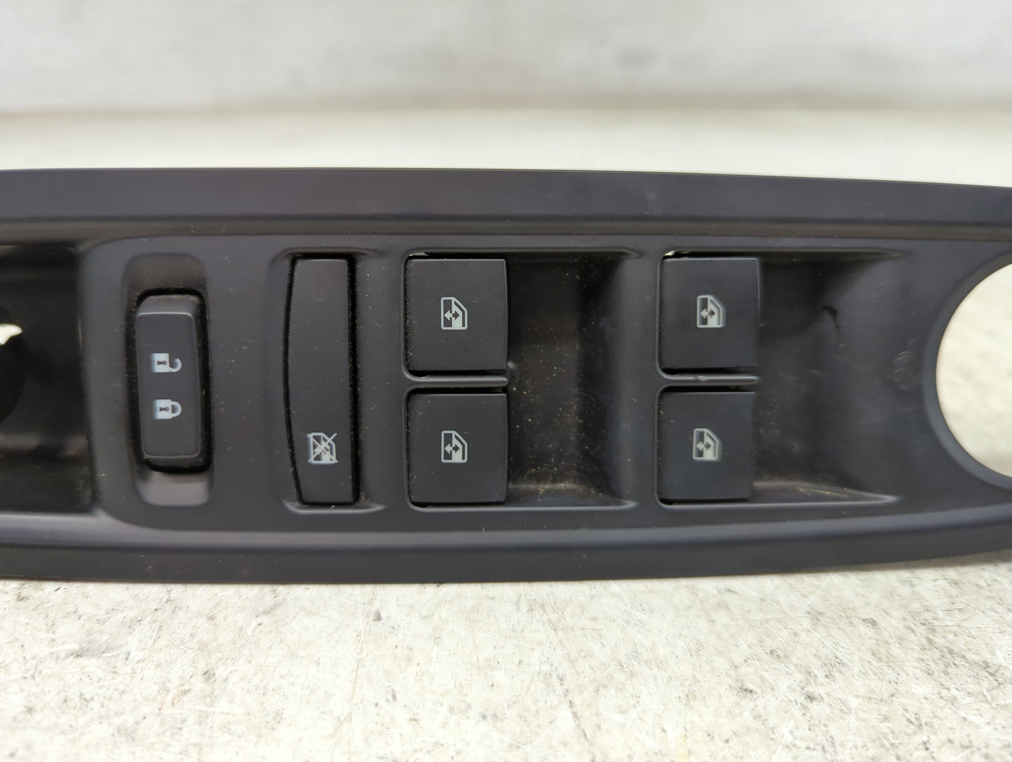 2017-2020 Buick Encore Master Power Window Switch Replacement Driver Side Left P/N:22915128 3710587 Fits Fits 2017 2018 2019