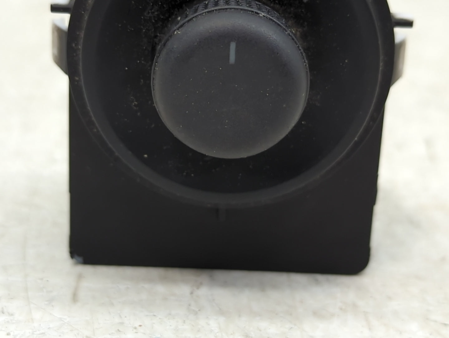 2017-2020 Buick Encore Master Power Window Switch Replacement Driver Side Left P/N:42406137 17015527 Fits Fits 2017 2018 201