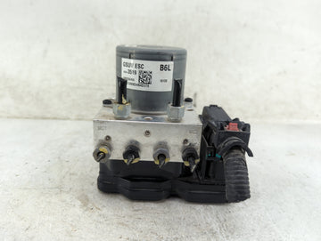 2017-2021 Buick Encore ABS Pump Control Module Replacement P/N:42643519 688250455 Fits Fits 2017 2018 2019 2020 2021 OEM Use