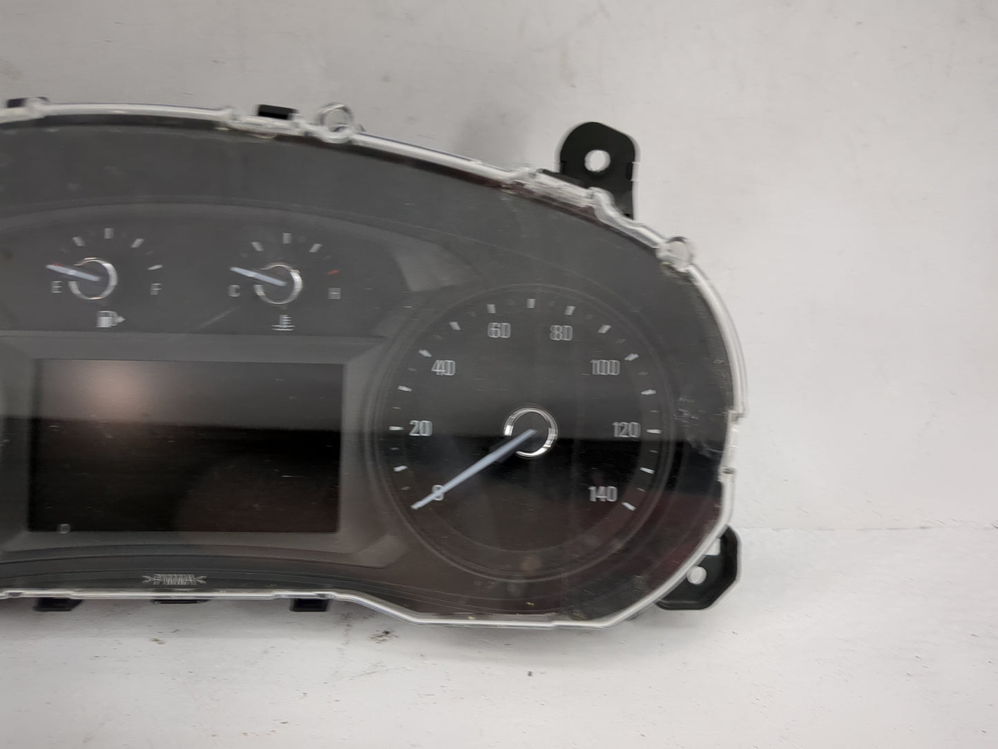 2017 Buick Encore Instrument Cluster Speedometer Gauges P/N:42539743 GM-0058-011-MR-CD0D Miles: Fits OEM Used Auto Parts - O