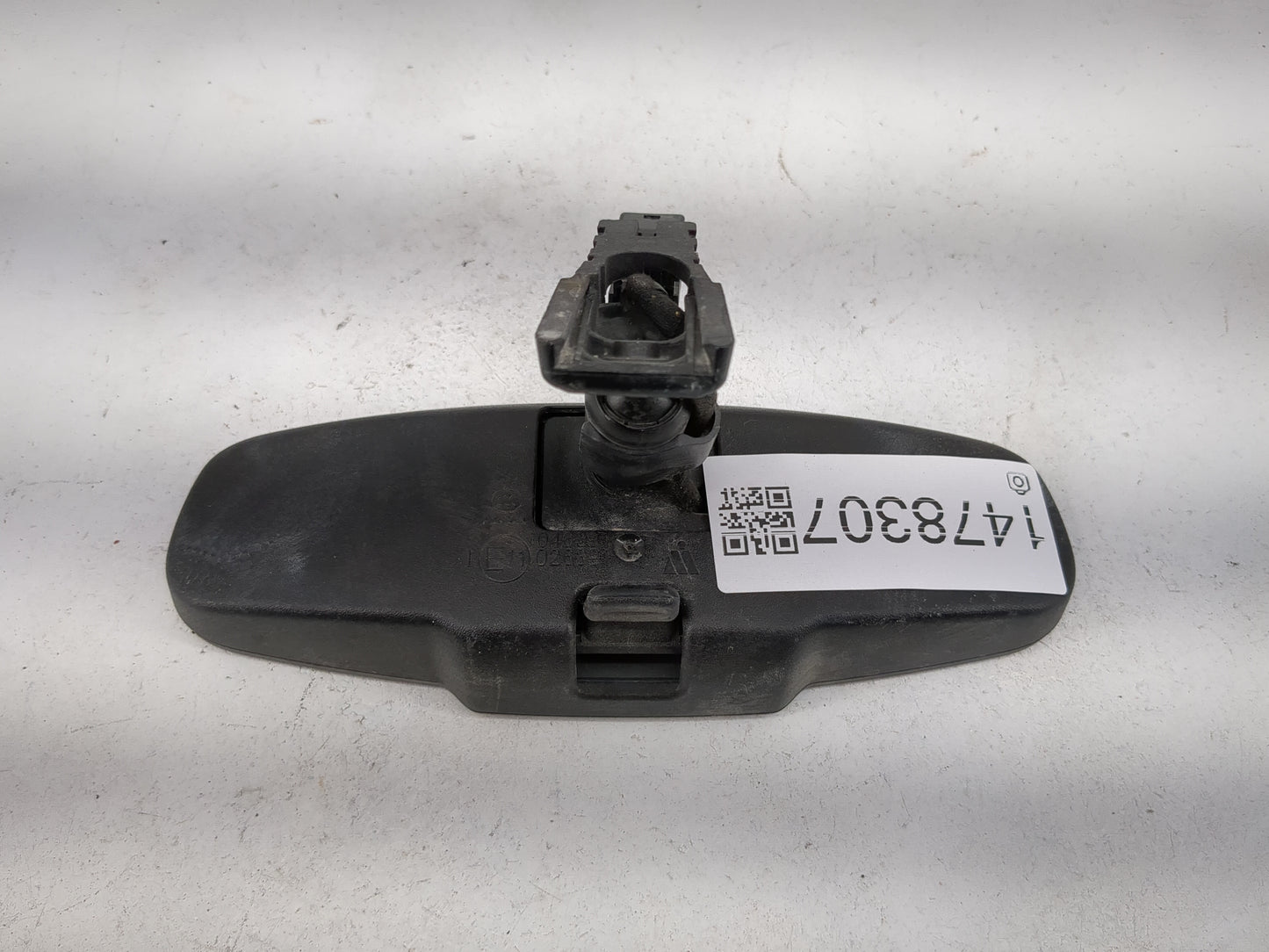 2018 Buick Encore Interior Rear View Mirror Replacement OEM P/N:046891 026891 Fits OEM Used Auto Parts - Oemusedautoparts1.c