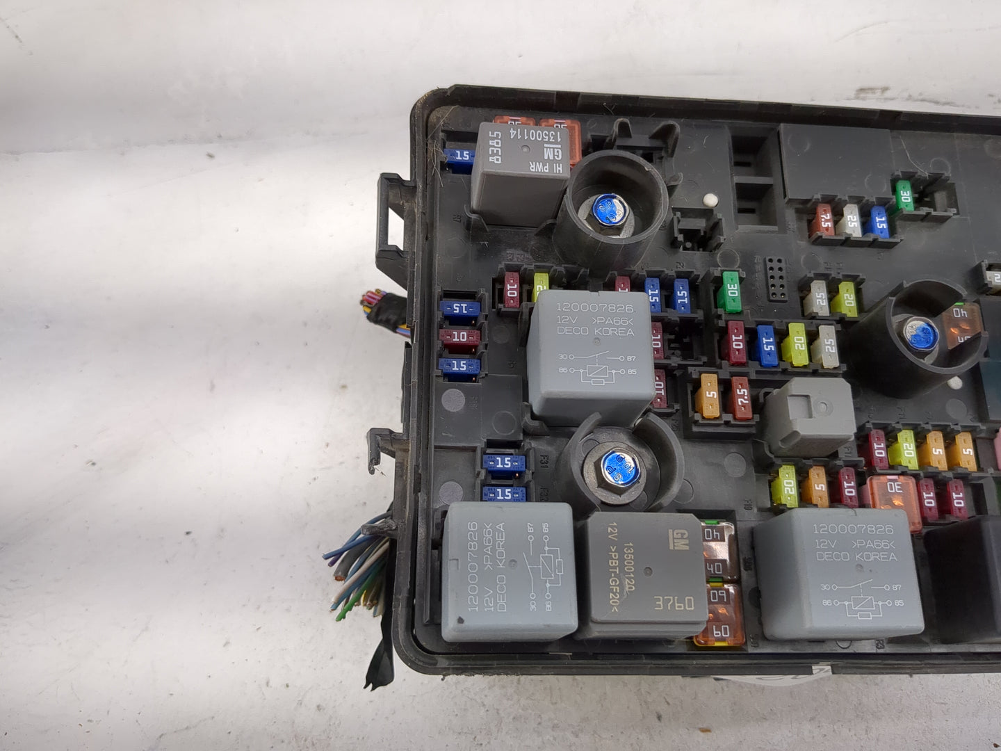 2018-2020 Buick Encore Fusebox Fuse Box Panel Relay Module P/N:42588098 29UHH1F00, 13500114, 120007826 Fits Fits 2018 2019 2