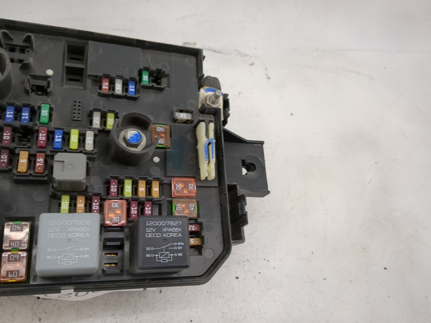 2018-2020 Buick Encore Fusebox Fuse Box Panel Relay Module P/N:42588098 29UHH1F00, 13500114, 120007826 Fits Fits 2018 2019 2