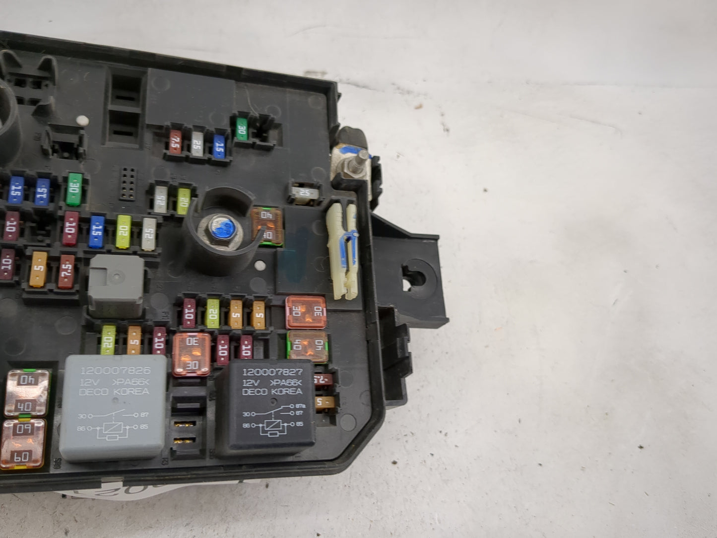 2018-2020 Buick Encore Fusebox Fuse Box Panel Relay Module P/N:42588098 29UHH1F00, 13500114, 120007826 Fits Fits 2018 2019 2
