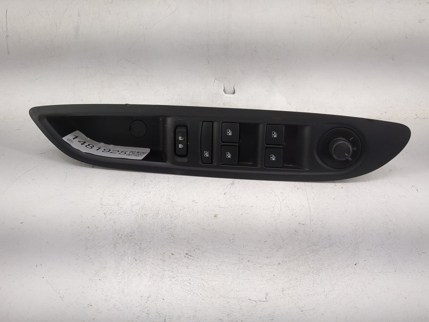 2017-2020 Buick Encore Master Power Window Switch Replacement Driver Side Left P/N:95025518-600R Fits Fits 2017 2018 2019 20