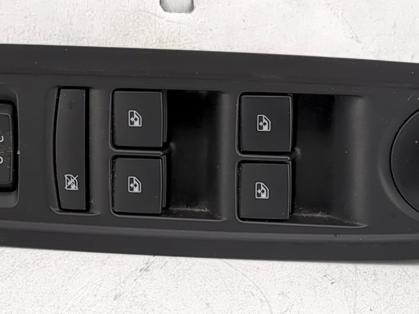 2017-2020 Buick Encore Master Power Window Switch Replacement Driver Side Left P/N:95025518-600R Fits Fits 2017 2018 2019 20