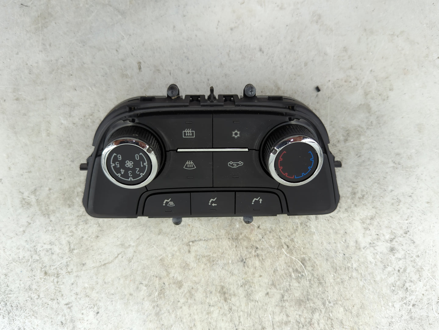 2017-2021 Buick Encore Climate Control Module Temperature AC/Heater Replacement P/N:A2C11580001 39081561 Fits OEM Used Auto 