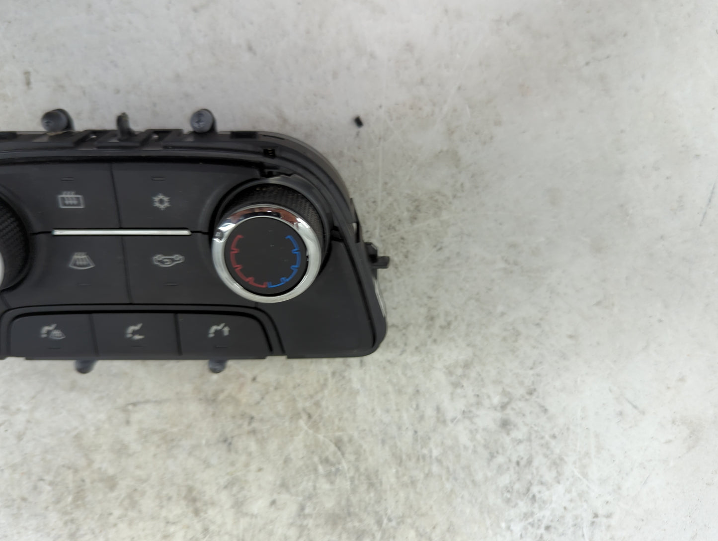 2017-2021 Buick Encore Climate Control Module Temperature AC/Heater Replacement P/N:A2C11580001 39081561 Fits OEM Used Auto 