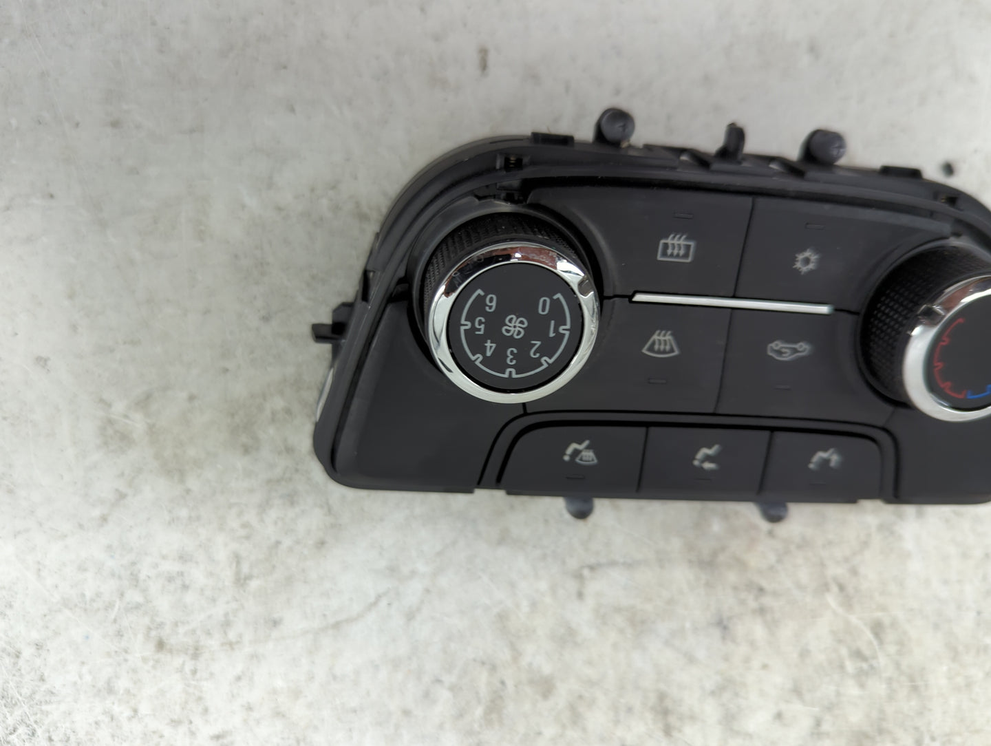 2017-2021 Buick Encore Climate Control Module Temperature AC/Heater Replacement P/N:A2C11580001 39081561 Fits OEM Used Auto 