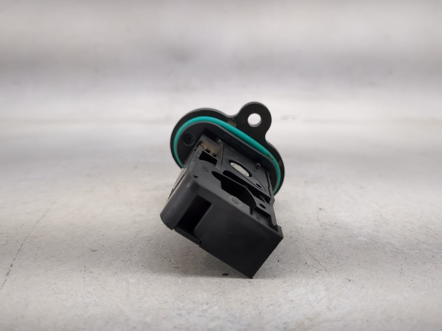 2016-2019 Buick Encore Mass Air Flow Meter Maf 1486033 - Oemusedautoparts1.com