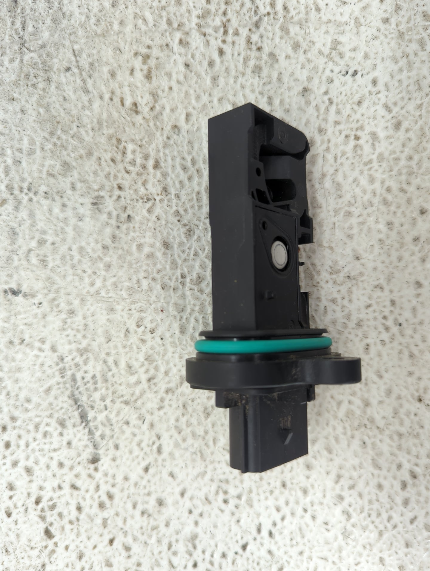 2016-2019 Buick Encore Mass Air Flow Meter Maf 1487813 - Oemusedautoparts1.com
