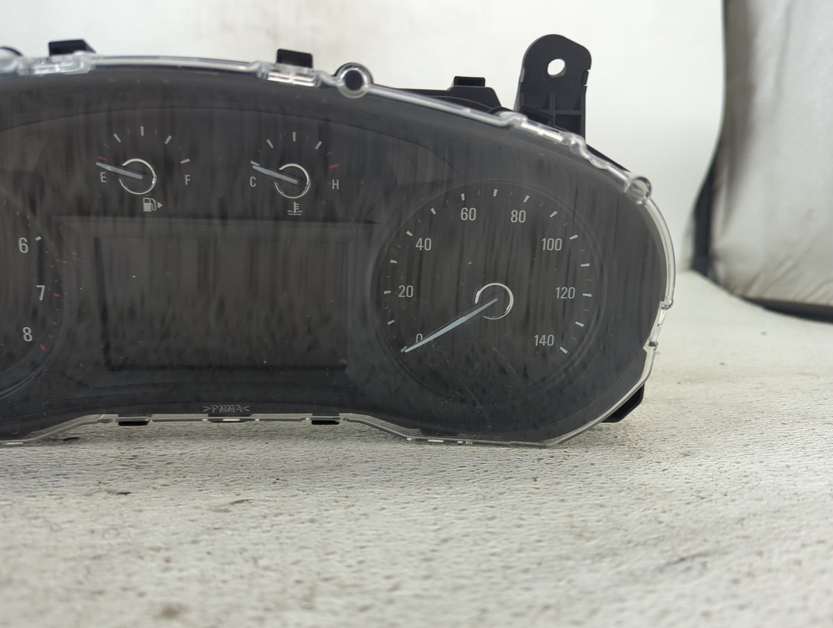 2017 Buick Encore Instrument Cluster Speedometer Gauges P/N:42539743 GM-0068-011-MR-CDOD, 176897137 Miles: Fits OEM Used Aut