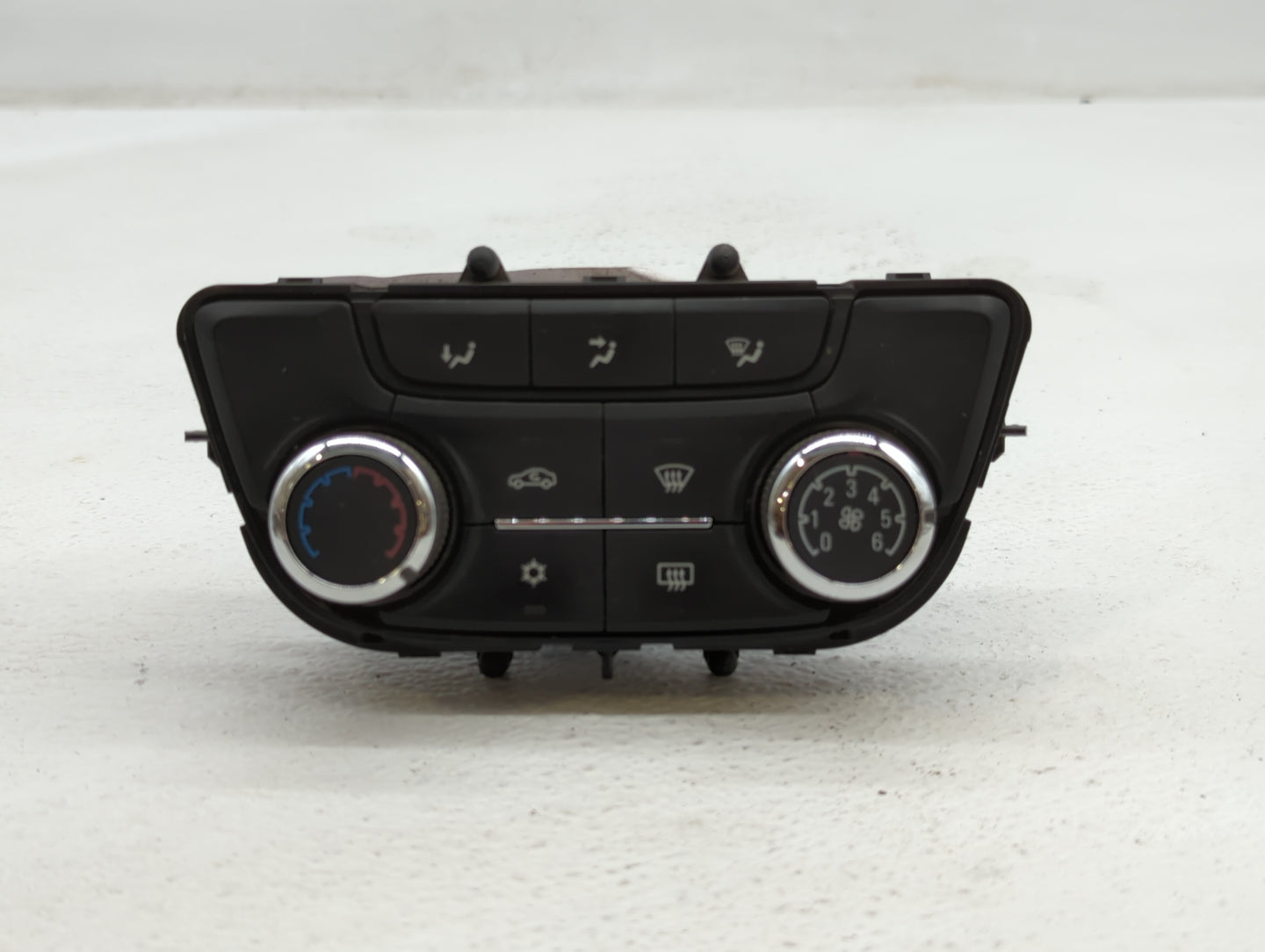 2017-2021 Buick Encore Climate Control Module Temperature AC/Heater Replacement P/N:39081581 39081561 Fits OEM Used Auto Par