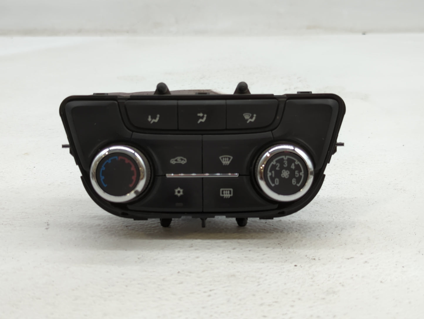 2017-2021 Buick Encore Climate Control Module Temperature AC/Heater Replacement P/N:39081581 39081561 Fits OEM Used Auto Par