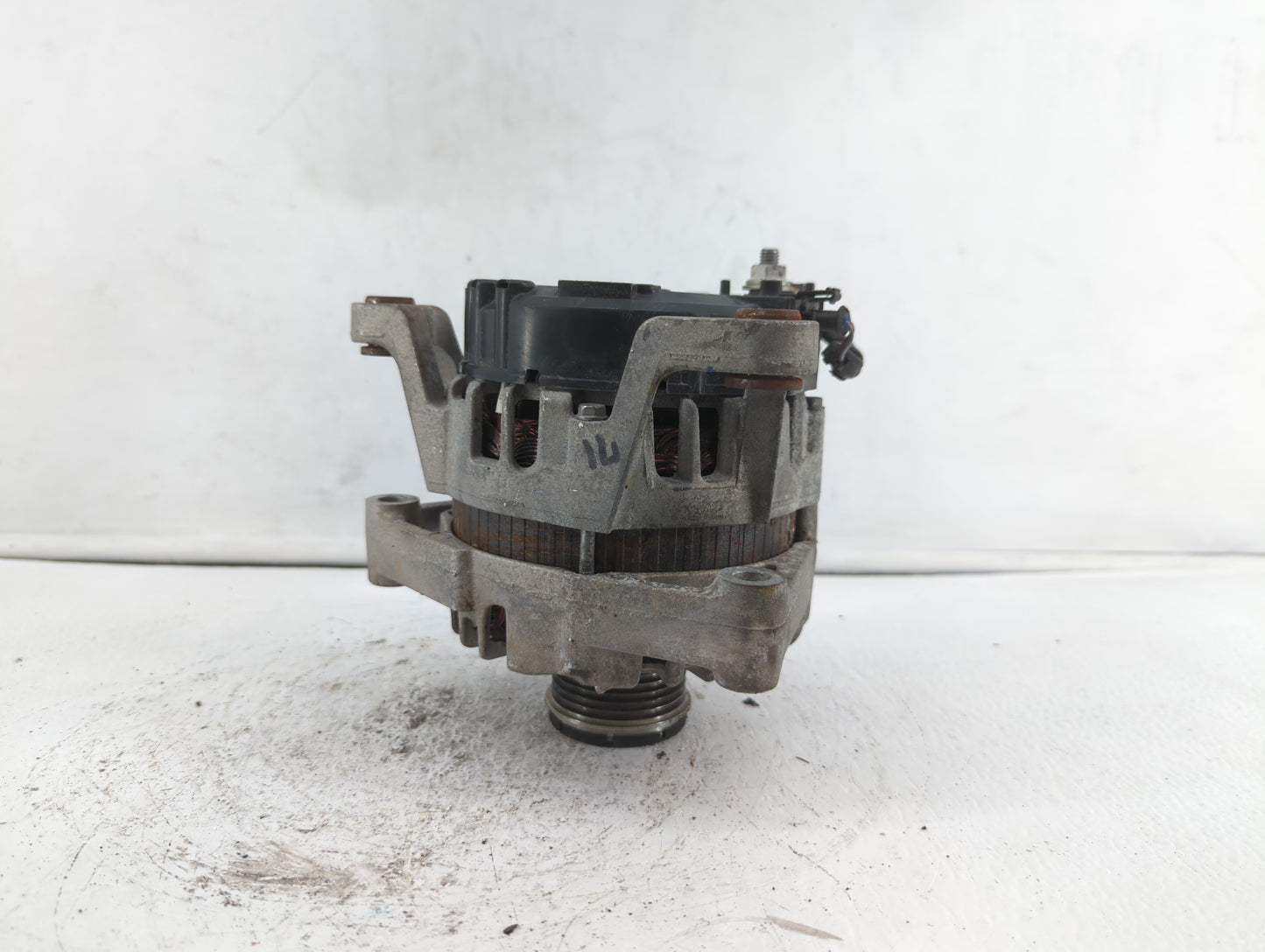 2013-2019 Buick Encore Alternator Replacement Generator Charging Assembly Engine OEM P/N:13577154 13597226 Fits OEM Used Aut