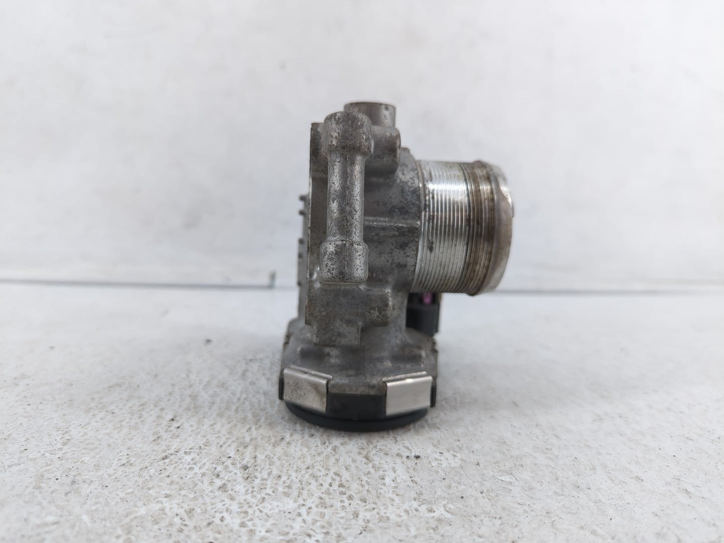 2013-2019 Buick Encore Throttle Body P/N:55581662 55565489 Fits Fits 2011 2012 2013 2014 2015 2016 2017 2018 2019 OEM Used A