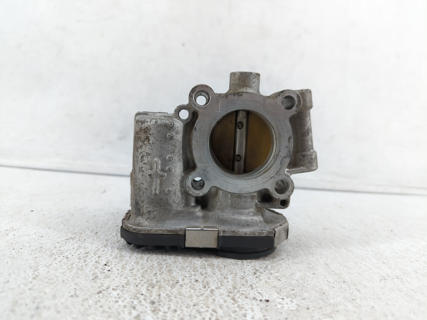 2013-2019 Buick Encore Throttle Body P/N:55581662 55565489 Fits Fits 2011 2012 2013 2014 2015 2016 2017 2018 2019 OEM Used A
