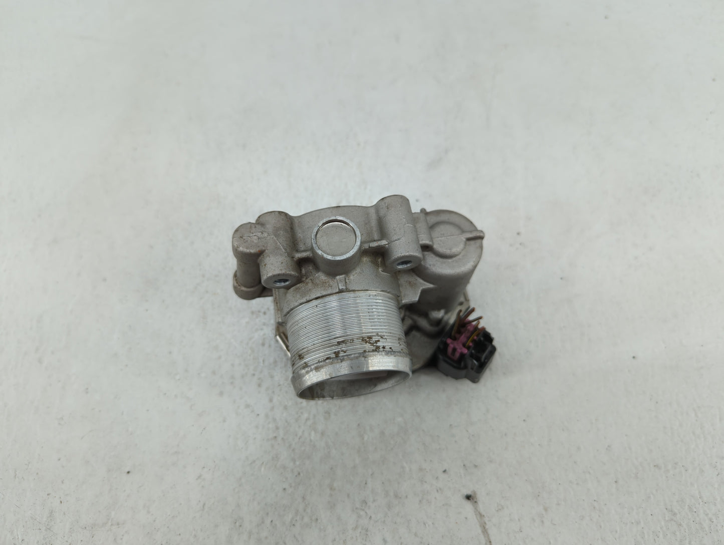 2013-2019 Buick Encore Throttle Body P/N:55581662 55565489 Fits Fits 2011 2012 2013 2014 2015 2016 2017 2018 2019 OEM Used A