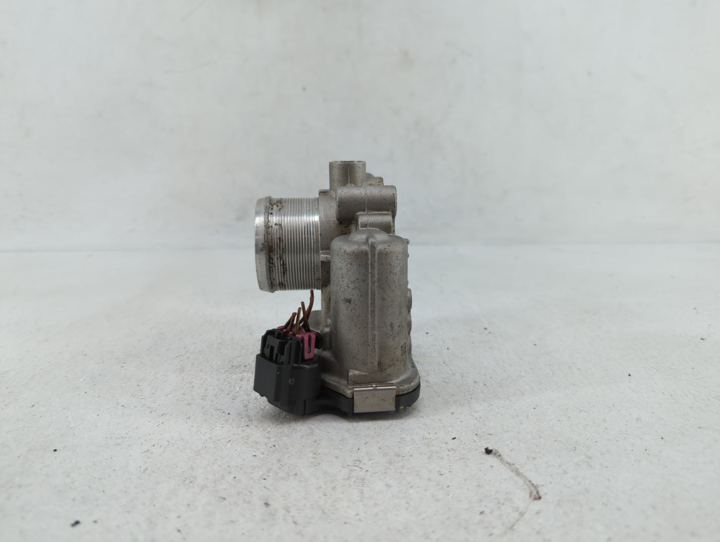 2013-2019 Buick Encore Throttle Body P/N:55581662 55565489 Fits Fits 2011 2012 2013 2014 2015 2016 2017 2018 2019 OEM Used A