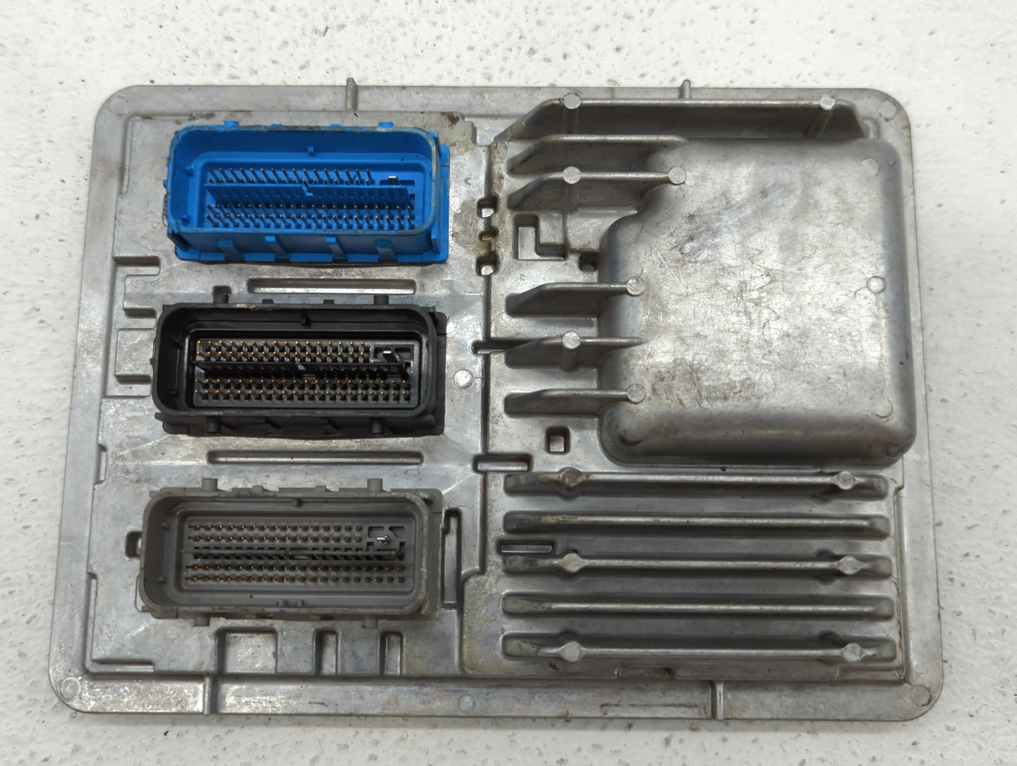 2017-2021 Buick Encore PCM Engine Control Computer ECU ECM PCU OEM P/N:12695536 12668986 Fits Fits 2017 2018 2019 2020 2021 