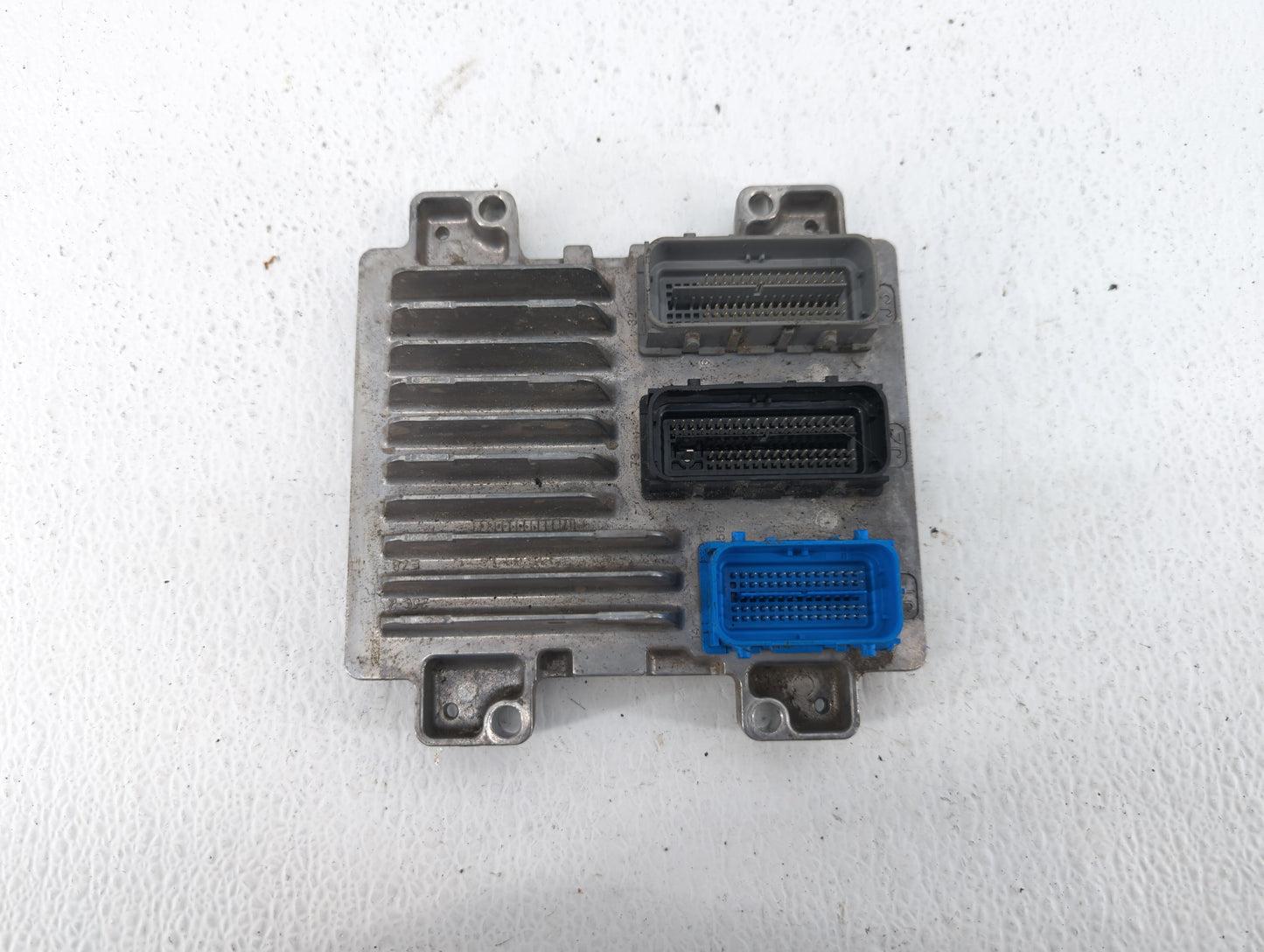 2017-2021 Buick Encore PCM Engine Control Computer ECU ECM PCU OEM P/N:12685776 Fits Fits 2017 2018 2019 2020 2021 OEM Used 