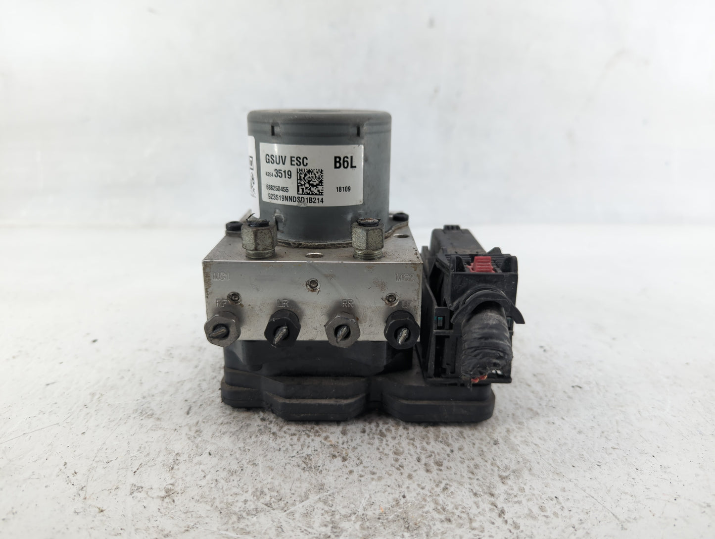 2017-2021 Buick Encore ABS Pump Control Module Replacement P/N:42643519 Fits Fits 2017 2018 2019 2020 2021 OEM Used Auto Par