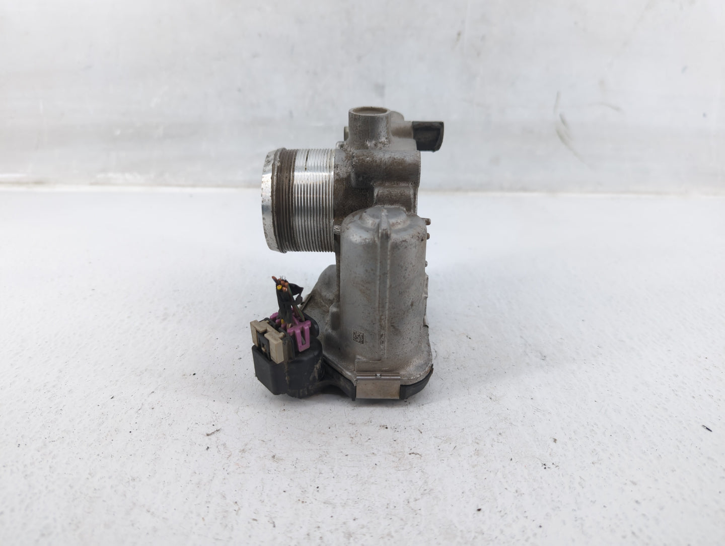 2013-2021 Buick Encore Throttle Body P/N:55565489 Fits Fits 2011 2012 2013 2014 2015 2016 2017 2018 2019 2020 2021 OEM Used 