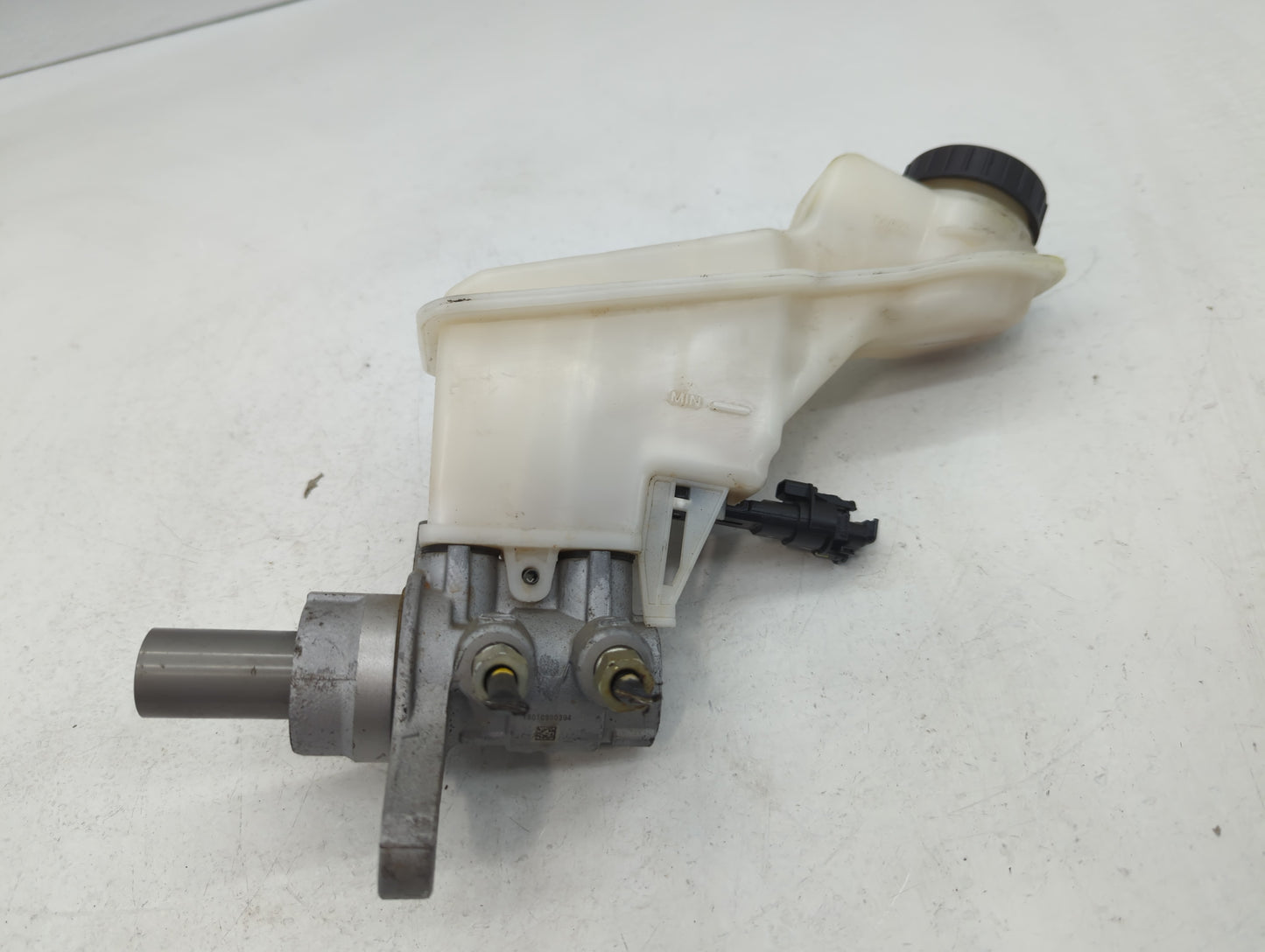 2013-2021 Buick Encore Brake Master Cylinder - Oemusedautoparts1.com