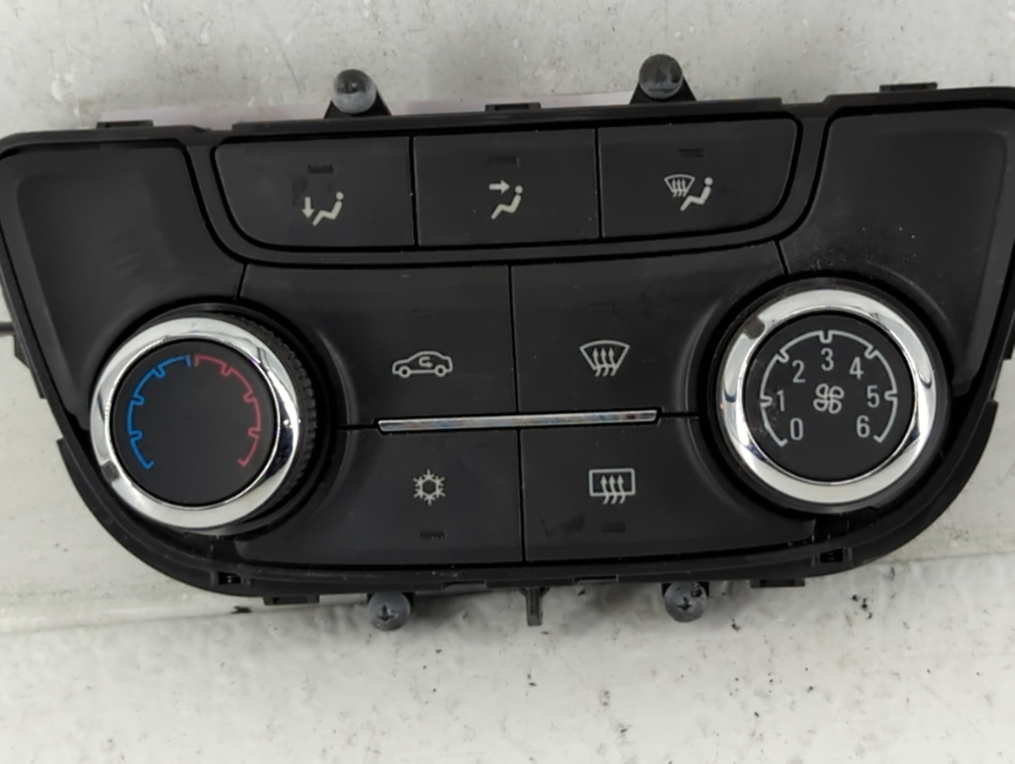 2017-2021 Buick Encore Climate Control Module Temperature AC/Heater Replacement P/N:1561 39081561 Fits OEM Used Auto Parts -