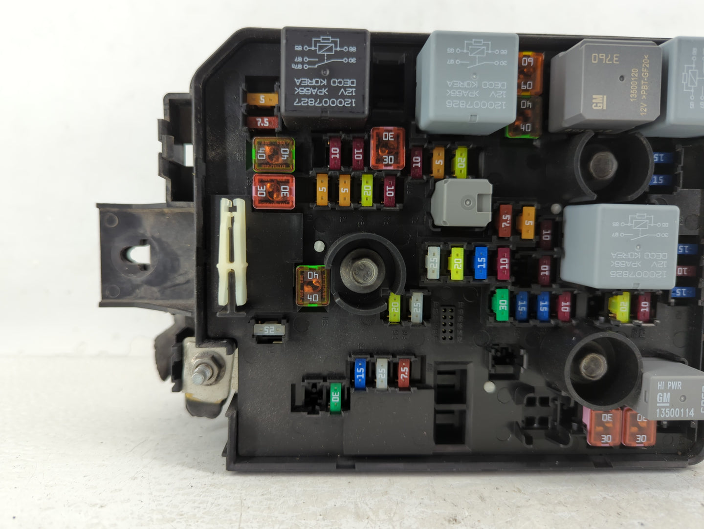 2018-2020 Buick Encore Fusebox Fuse Box Panel Relay Module P/N:42588098 Fits Fits 2018 2019 2020 OEM Used Auto Parts - Oemus
