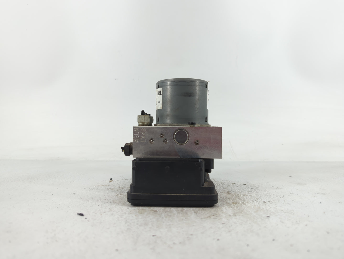 2017-2021 Buick Encore ABS Pump Control Module Replacement P/N:42643519 Fits Fits 2017 2018 2019 2020 2021 OEM Used Auto Par