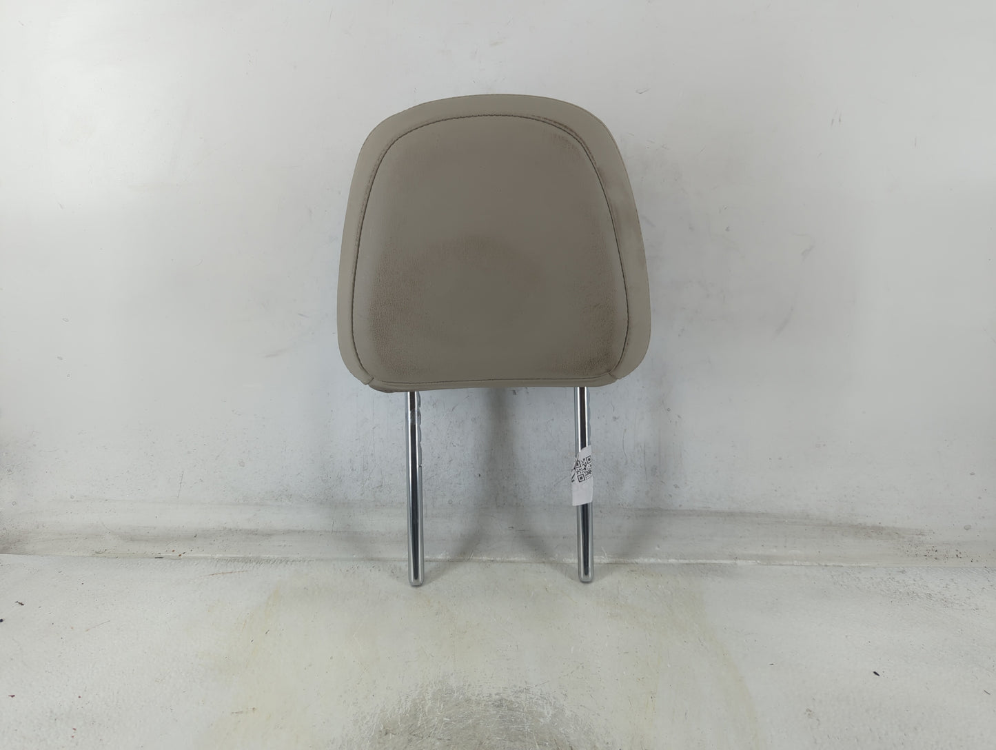 2015-2016 Buick Encore Headrest Head Rest Front Driver Passenger Seat Fits Fits 2015 2016 OEM Used Auto Parts - Oemusedautop