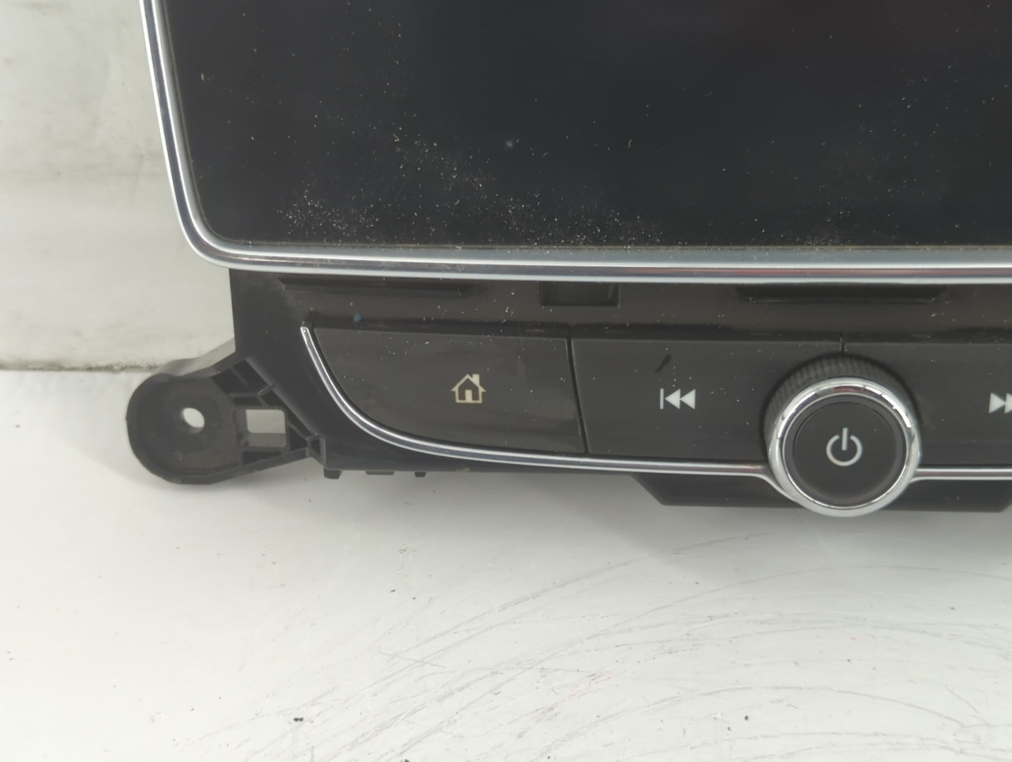2017-2021 Buick Encore Am Fm Cd Player Radio Receiver - Oemusedautoparts1.com