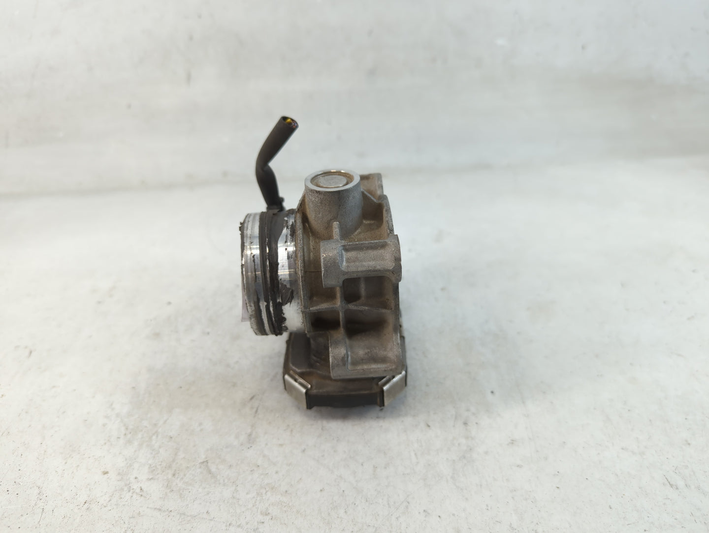 2013-2021 Buick Encore Throttle Body P/N:12671379AA Fits Fits 2011 2012 2013 2014 2015 2016 2017 2018 2019 2020 2021 OEM Use