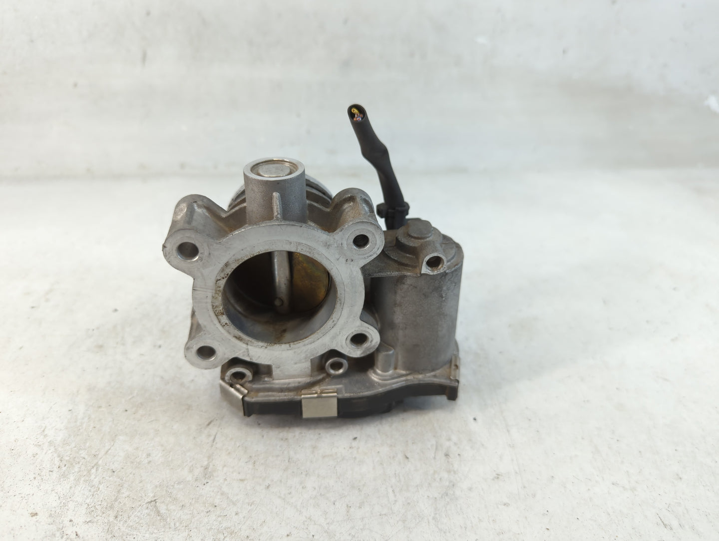 2013-2021 Buick Encore Throttle Body P/N:12671379AA Fits Fits 2011 2012 2013 2014 2015 2016 2017 2018 2019 2020 2021 OEM Use