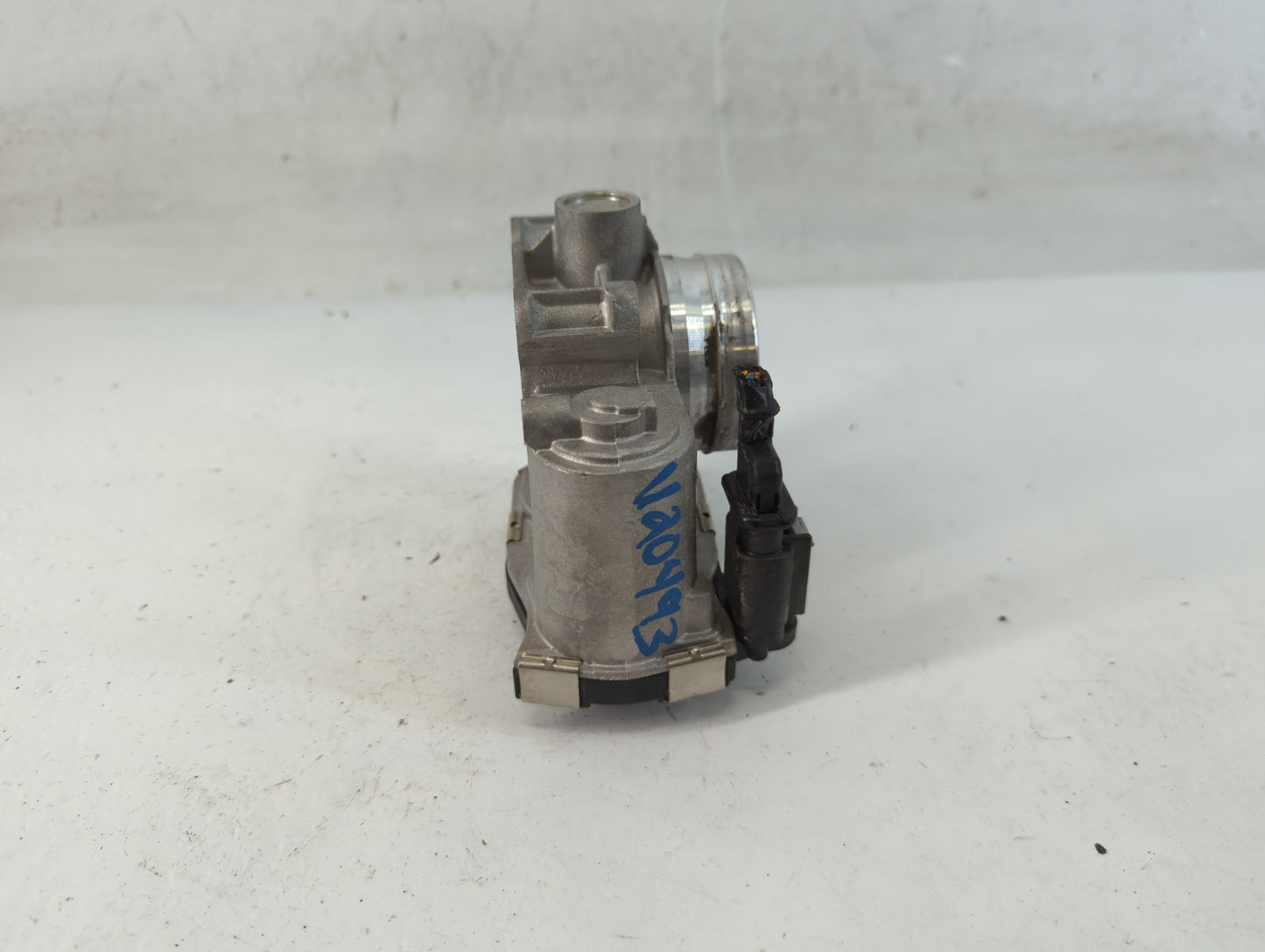 2016-2021 Buick Encore Throttle Body P/N:12671379AA Fits Fits 2016 2017 2018 2019 2020 2021 2022 OEM Used Auto Parts - Oemus