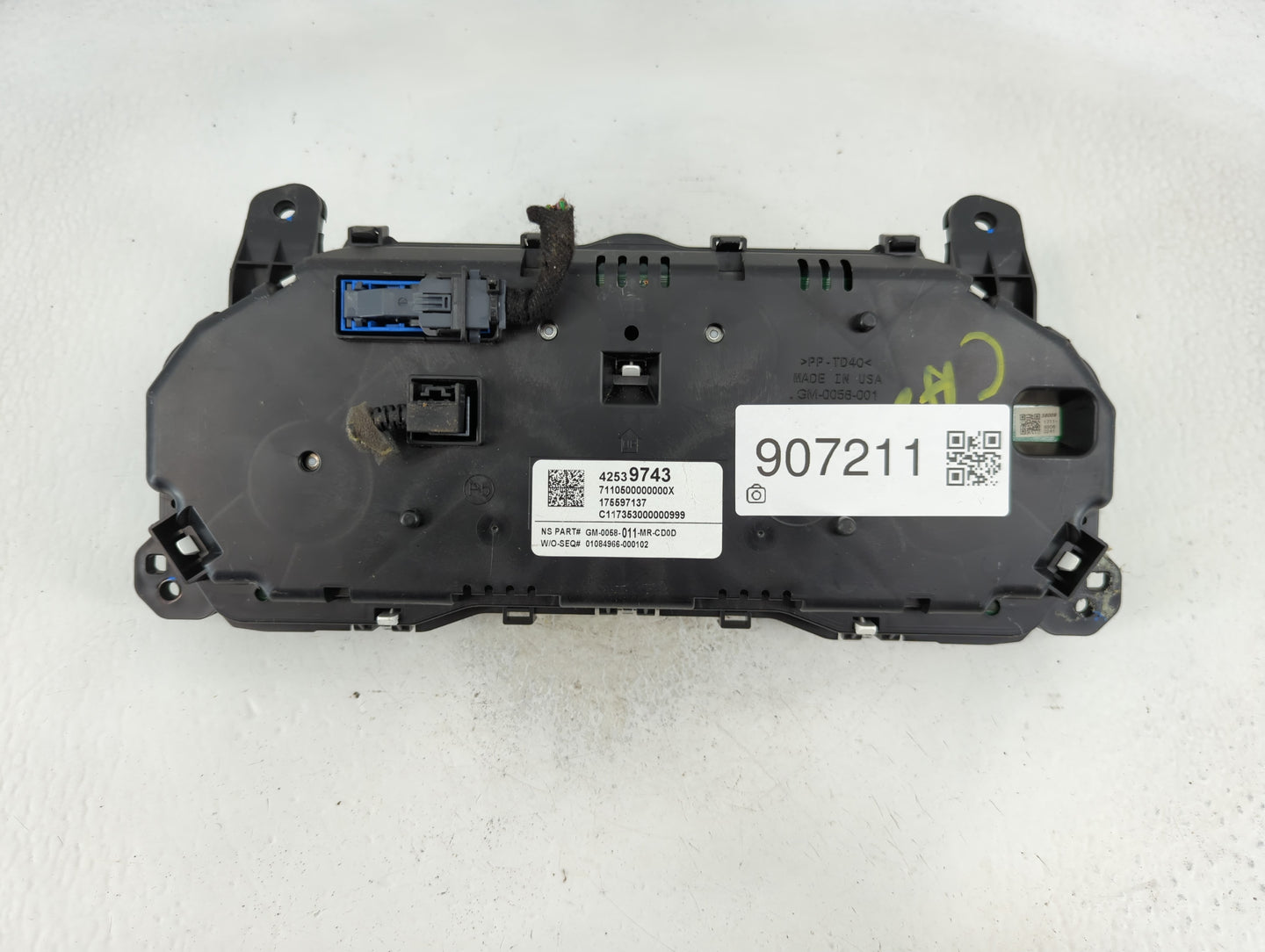 2017-2018 Buick Encore Instrument Cluster Speedometer Gauges P/N:42539743 Fits Fits 2017 2018 OEM Used Auto Parts - Oemuseda