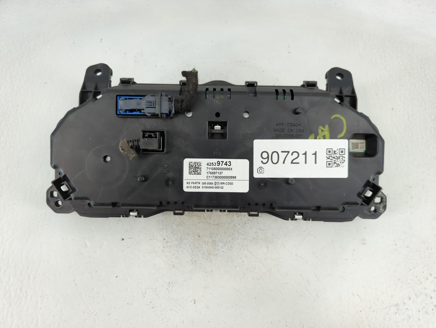 2017-2018 Buick Encore Instrument Cluster Speedometer Gauges P/N:42539743 Fits Fits 2017 2018 OEM Used Auto Parts - Oemuseda