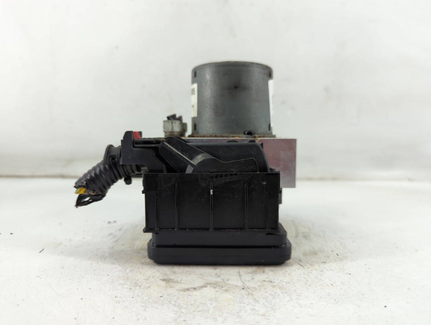 2017-2021 Buick Encore ABS Pump Control Module Replacement P/N:42563014 Fits Fits 2017 2018 2019 2020 2021 OEM Used Auto Par