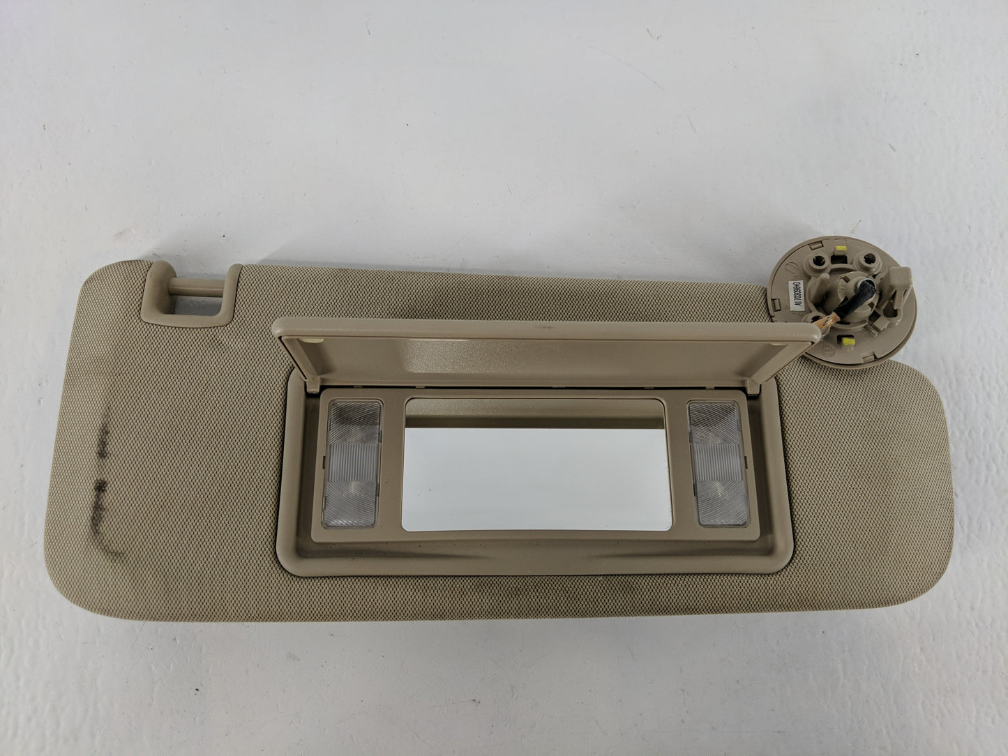2016-2020 Buick Envision Sun Visor Shade Replacement Passenger Right Mirror Fits Fits 2016 2017 2018 2019 2020 OEM Used Auto